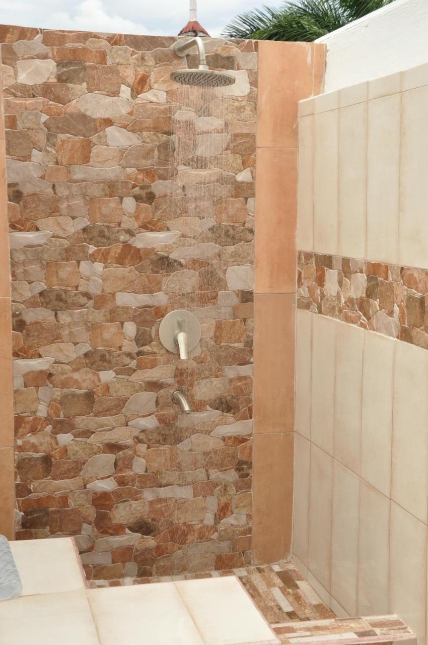 Beach Penthouse A25 Sandcastles Ocho Rios Exterior foto